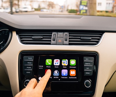 Wie bediene ich Apple Carplay?